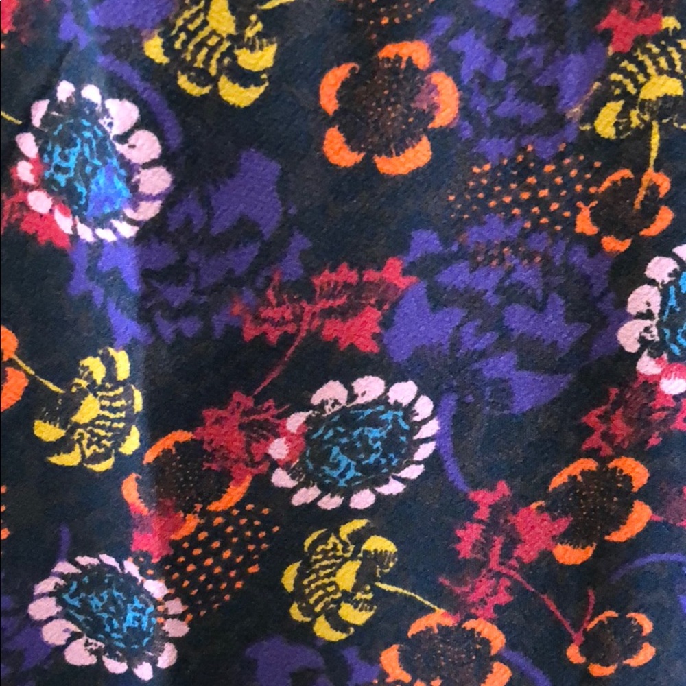 Size medium pencil skirt